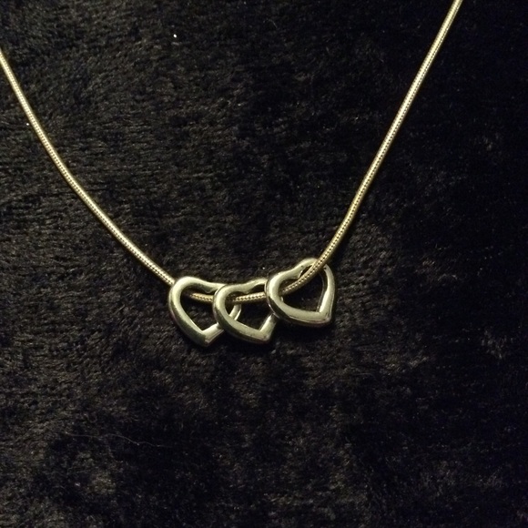 💗 Sheer Tank + Triple Heart Necklace 💗 - Picture 6 of 8